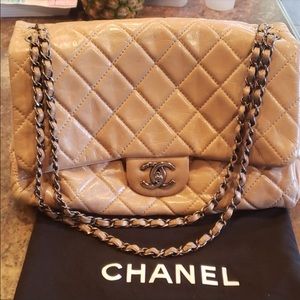 Caviar Quilted Medium Double Flap Chanel Bag